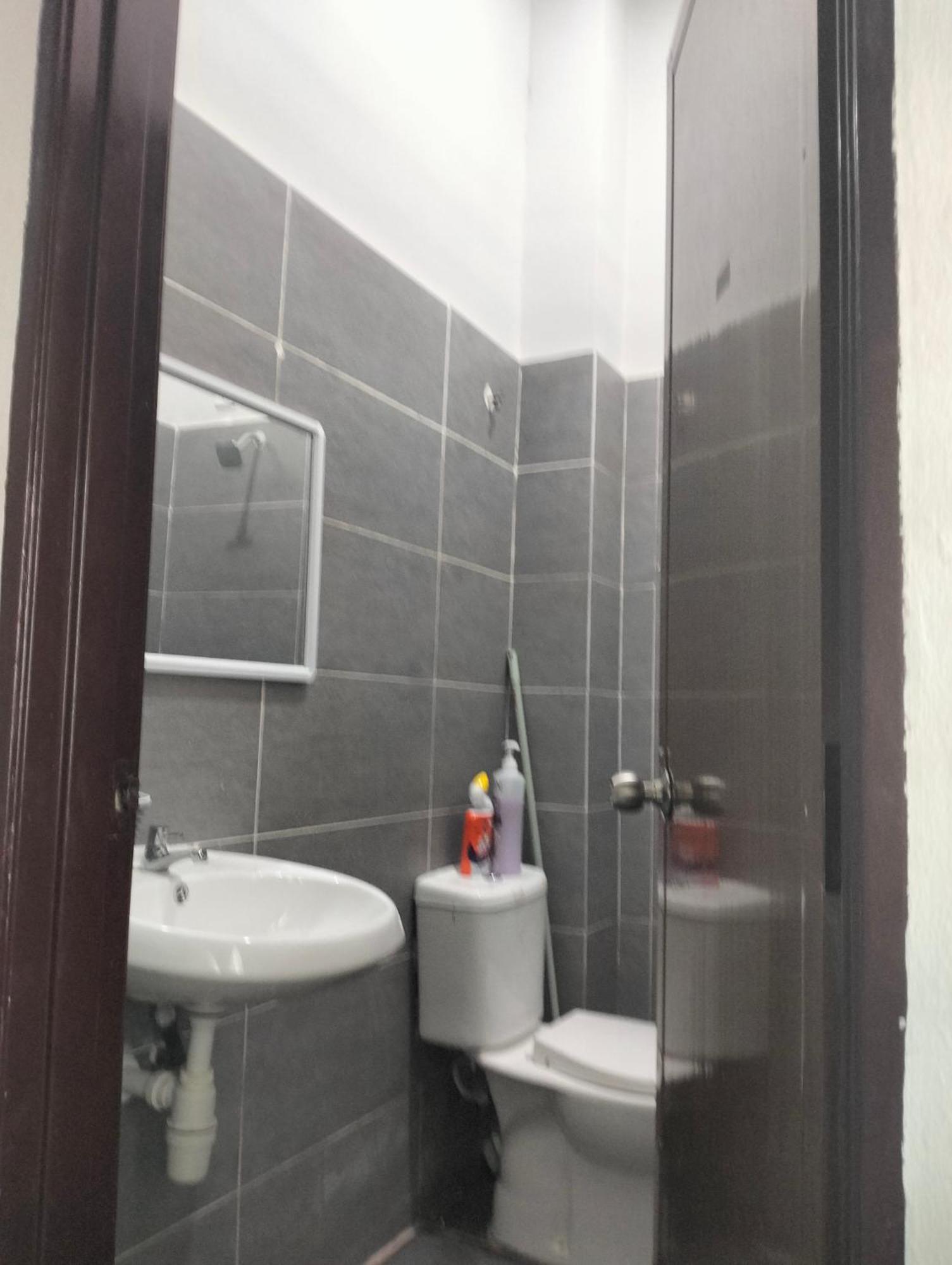 D'Sara Homestay Fully Furnished 3 Bedrooms All Aircond 2 Miles Centre Chukai Eksteriør bilde